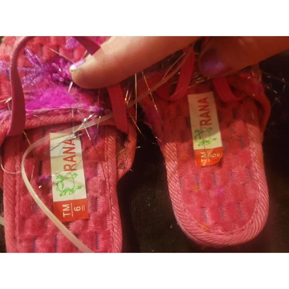 Pink Rana girls slippers size 6